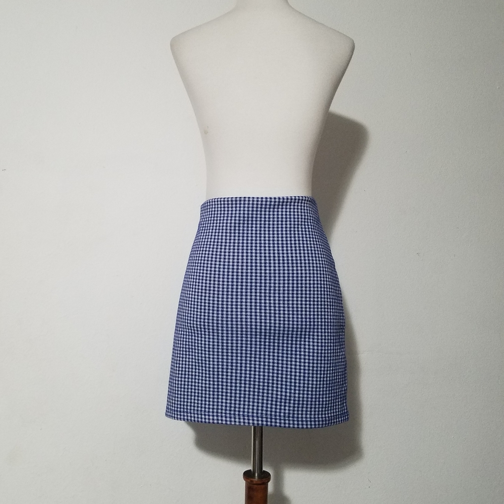 TopShop Ruffled Skirts - Picture 3 of 8